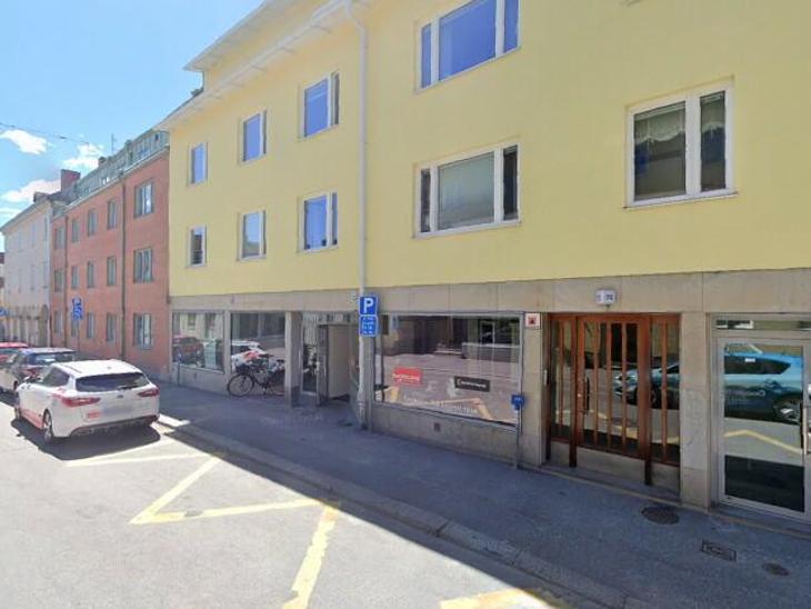 Östra Kyrkogatan 17C - Fågelbo-väster-öster, Nyköping