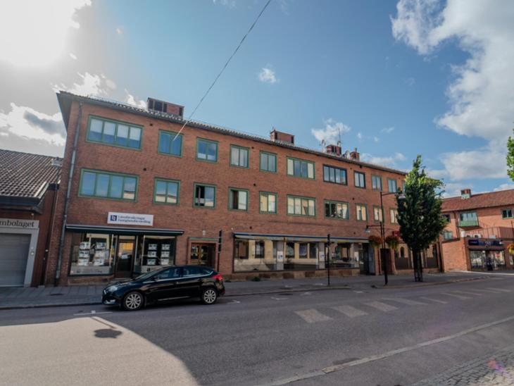 Bostad Stor totalrenoverad lägenhet i centrum Säffle