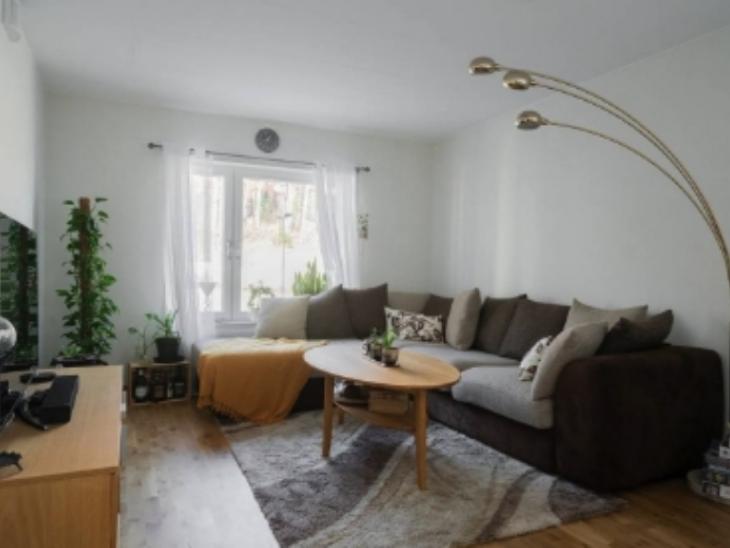 Bostad Småbrukets Backe 10 Huddinge