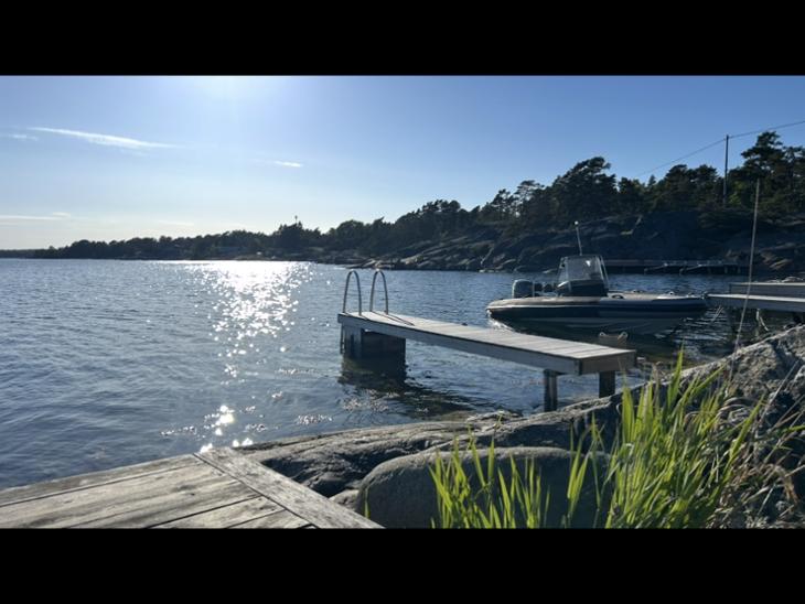 Bostad Skarprunmarn Värmdö