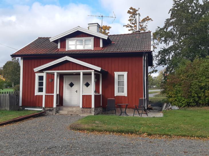 Bostad Eldtomta Botkyrka