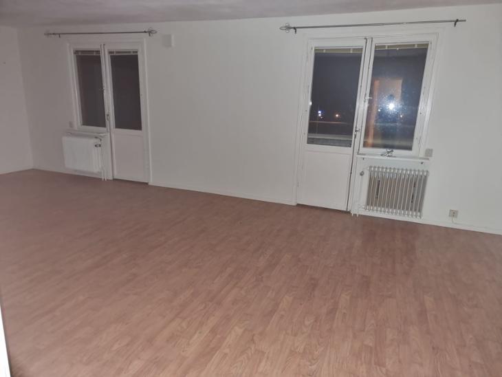 Bostad Snickarvägen 18 Örebro
