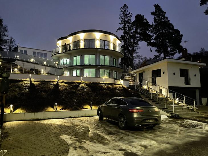 Vårbackavägen - Stockholm, Huddinge