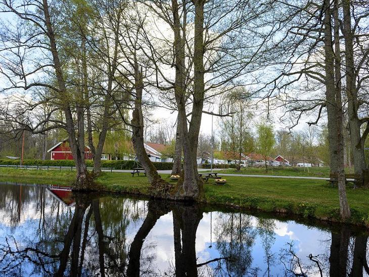 Fru lovisas väg 21 - Flerohopp, Flen