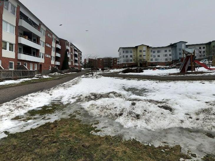Johannesbergsgatan 1C - Skuggan-gärdesta, Sala