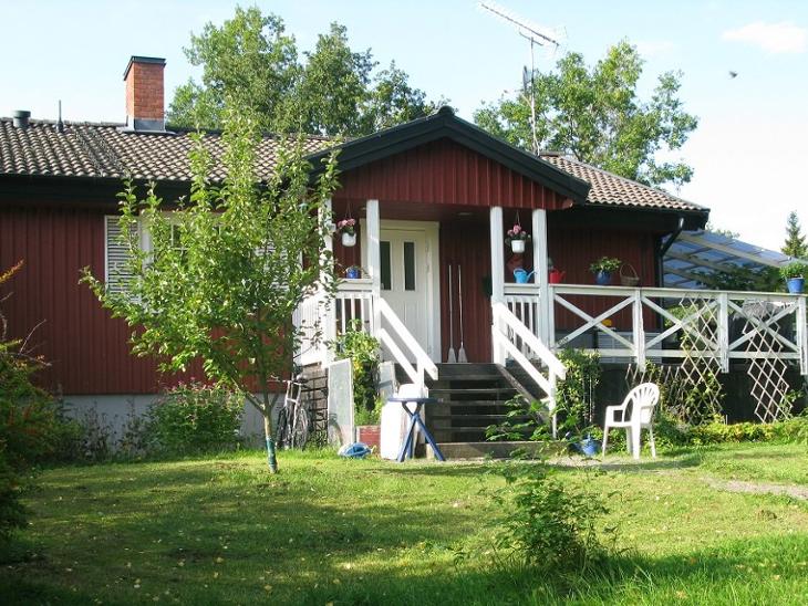 Bostad Hjälstaleden Håbo