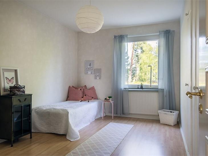 Bostad Flintlåsvägen Sollentuna