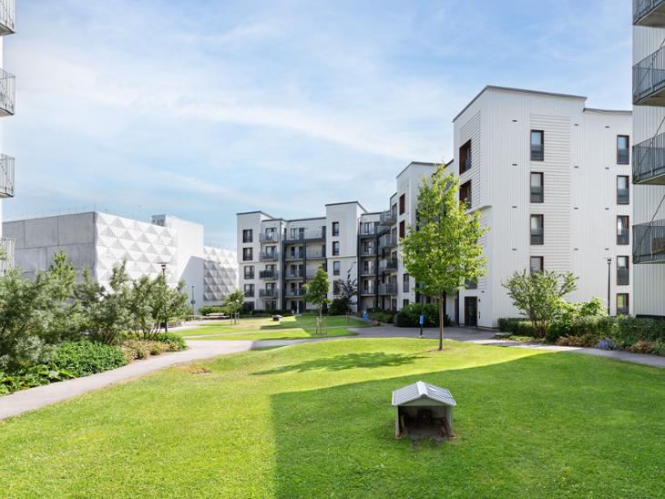 Karlsdalsallén - Almby-norrbyås, Örebro