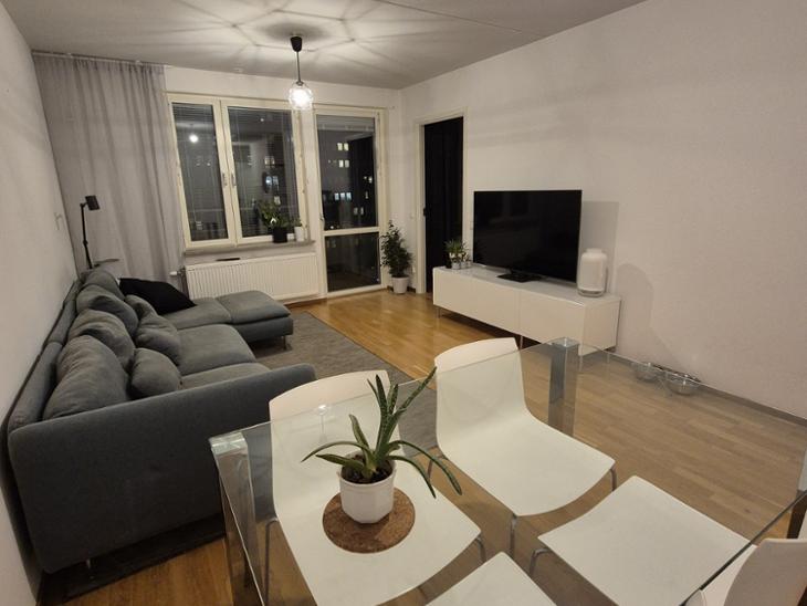 Bostad Råcksta gårdsväg Stockholm