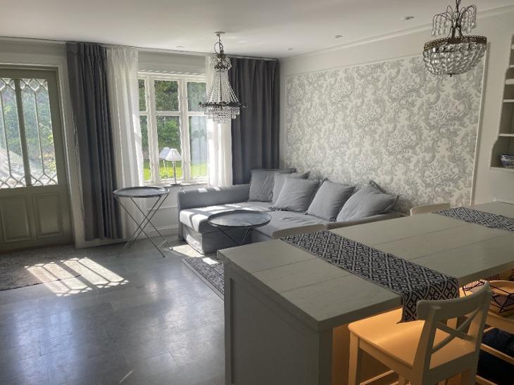 Bostad Alby sjöväg Tyresö