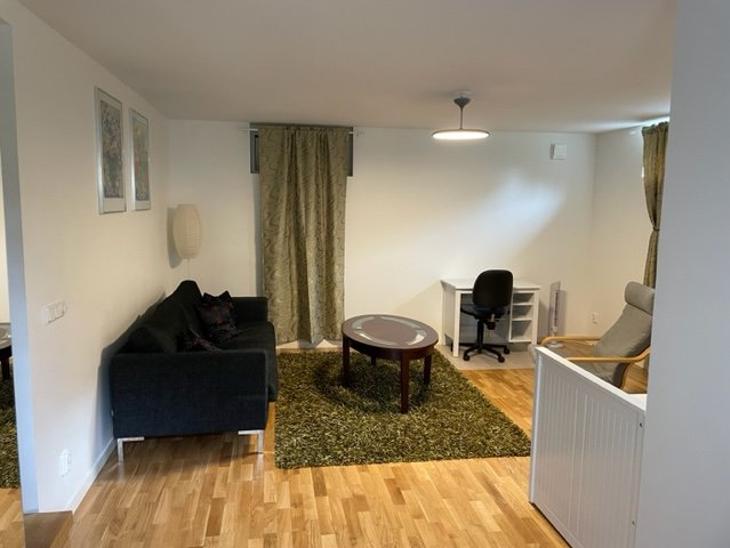 Bostad Slottsvägen Sollentuna