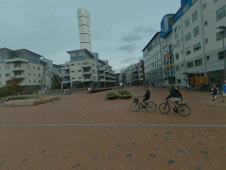 Lilla Varvsgatan - Turning torso, Malmö