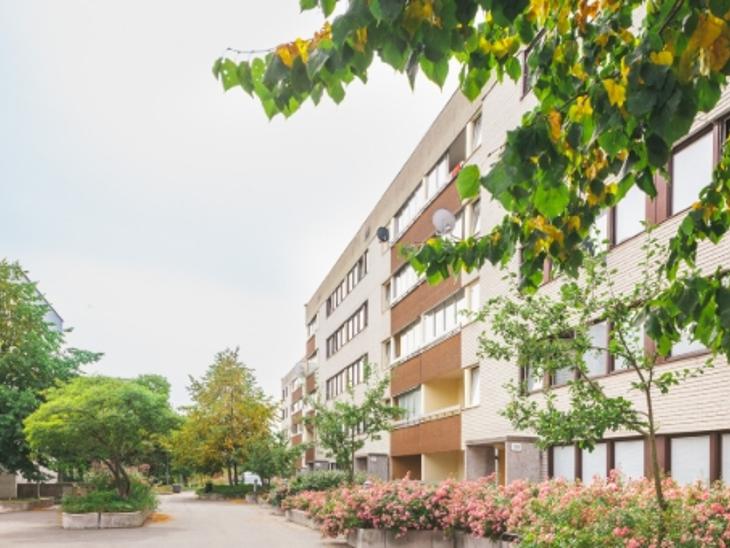 Bostad Hallonbergsvägen Sundbyberg