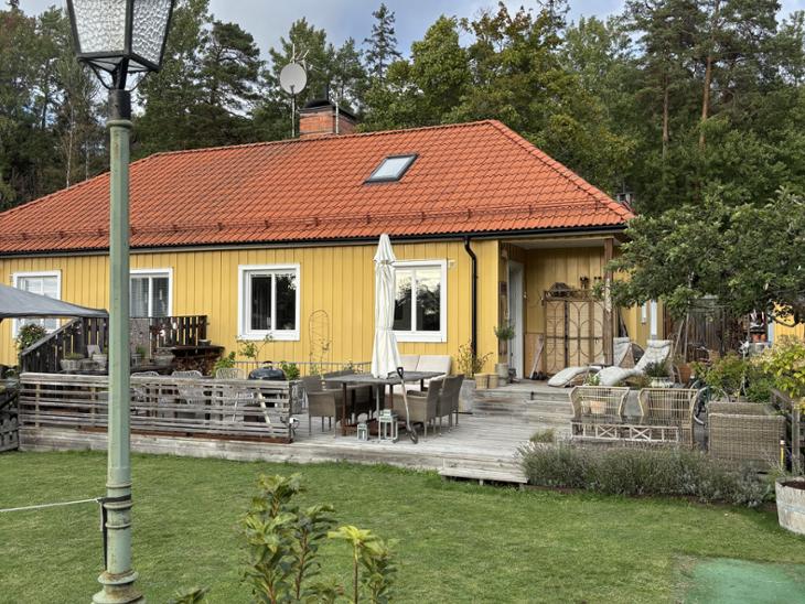 Bostad Prästvik Ekerö
